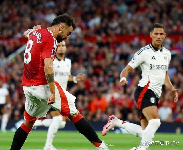 问鼎娱乐-国际比赛日体能课后，巴黎圣日耳曼外线爆发备战德国杯，更衣室稳定，纪律约束更严格的简单介绍