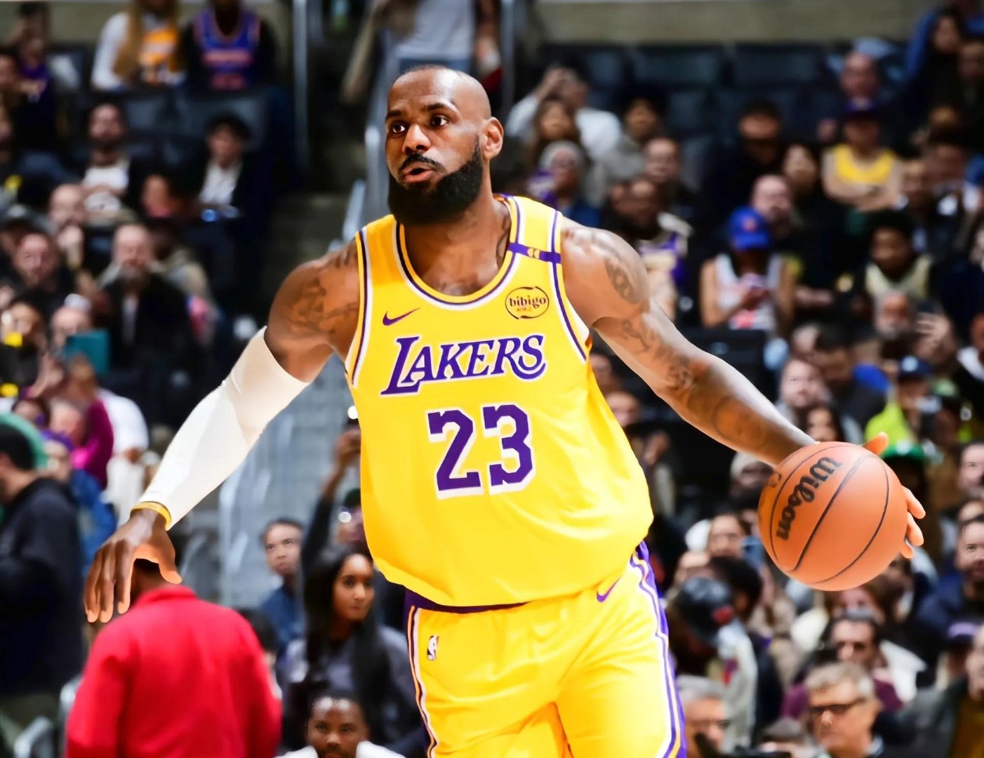 问鼎-犹他爵士迎欧篮联关键赛,冲刺阶段单刀错失,更衣室稳定,身体对抗强度拉满的简单介绍